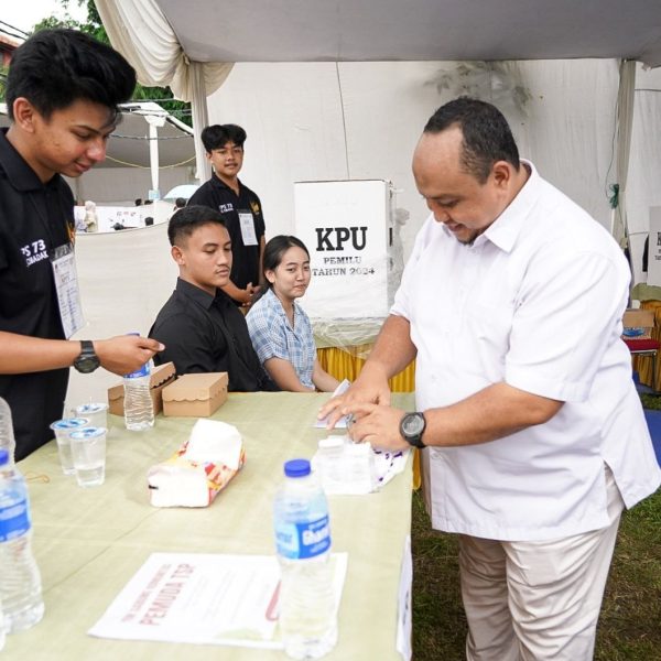 Atang Trisnanto, Ketua DPRD Kota Bogor Atang Trisnanto, Ketua DPRD Kota Bogor