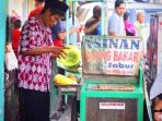 Asinan jagung bakar pak sabur, images sumber: Facebook