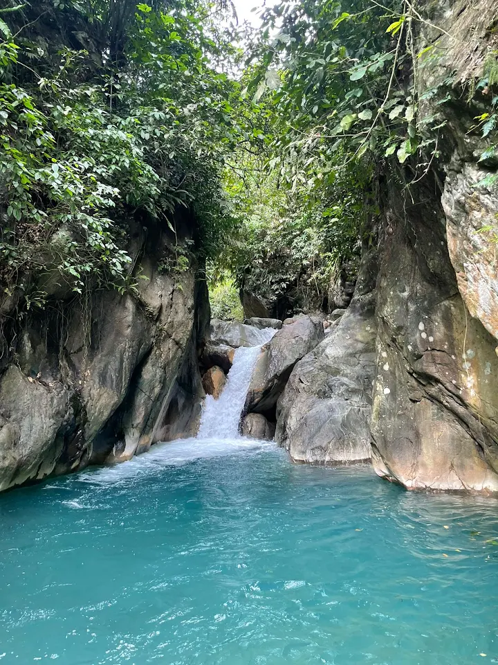 Wisata Curug Leuwi Lieuk Jonggol Bogor, images sumber: Hanif Zulfan