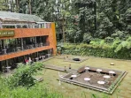 The Lake House Resto, images sumber: Harum Utami