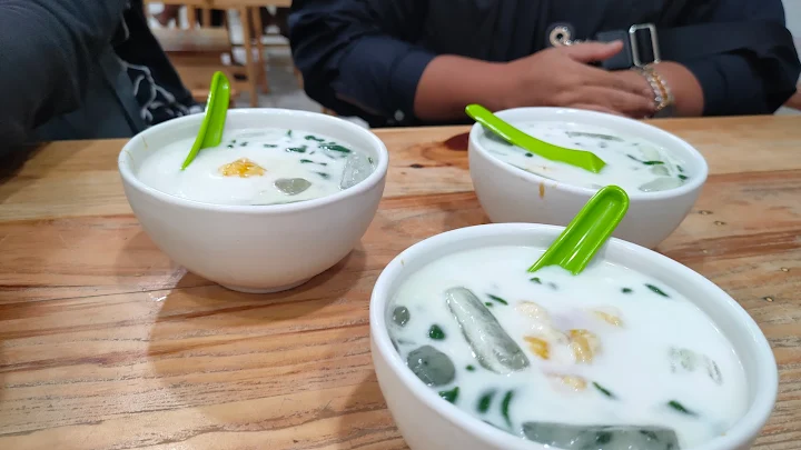Kedai Cendolin Cabang Sukahati, images sumber: Google Crome, Imas Thamrin