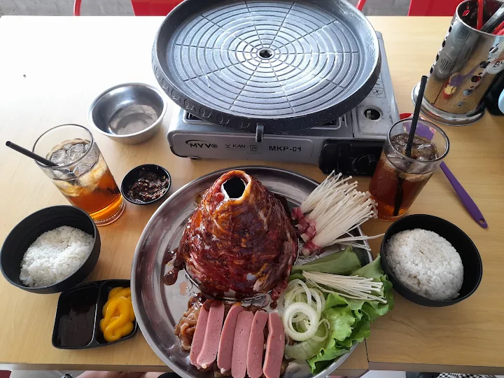 Hot n Hits Grill, images sumber: Google Crome, Kitty Cute