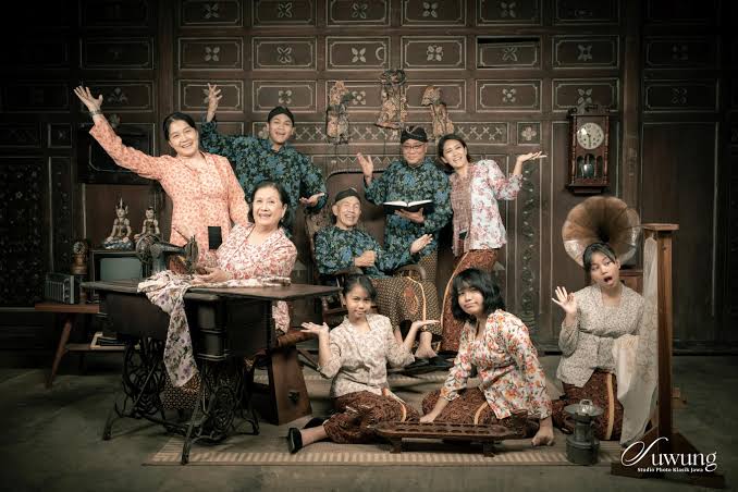 Uwung Foto Studio, images sumber: Instagram @iki_suwung